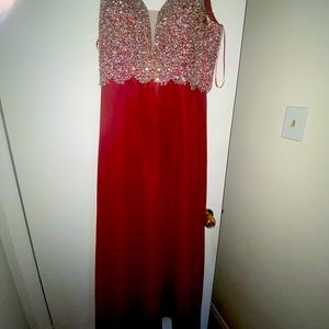 Beautiful Red/ burgundy prom dress